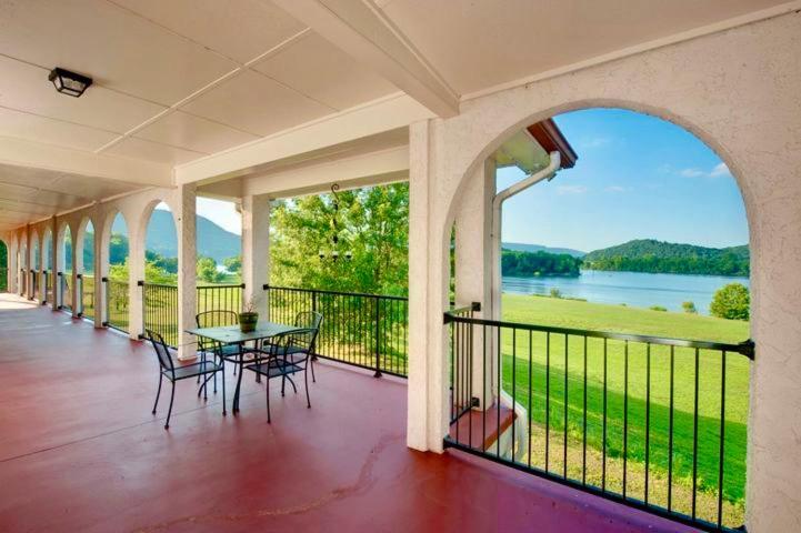 Tennessee Room At Tennessee Riverplace Chattanooga Buitenkant foto